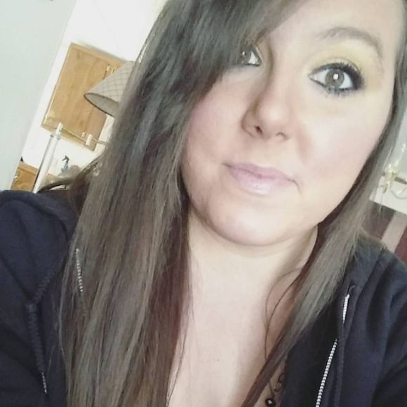 Meet your Posher, Brittany