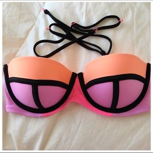 Victoria's Secret bathing suit bandeau top! ☀️