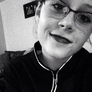 Meet your Posher, Kylee