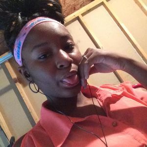 Meet your Posher, Ayonna