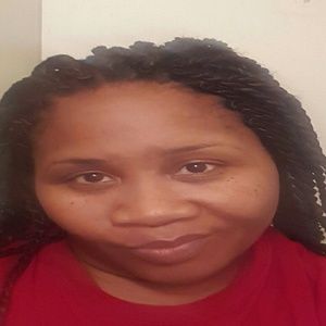 Meet your Posher, Latoya