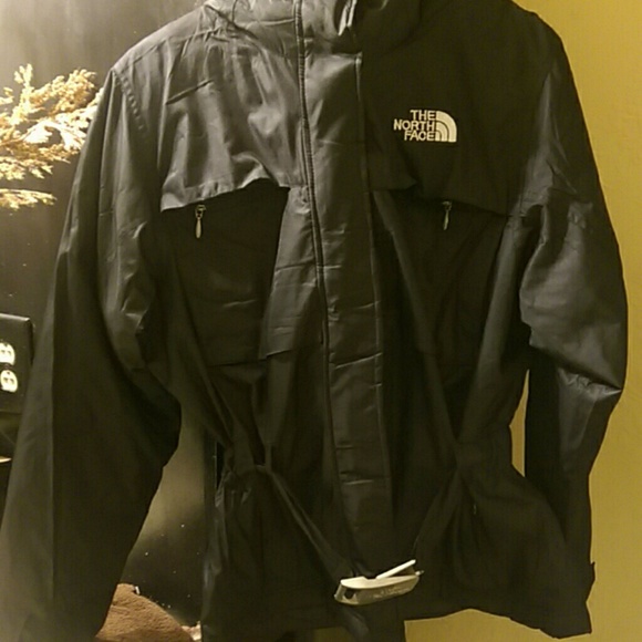 North face medium sized woman's coat