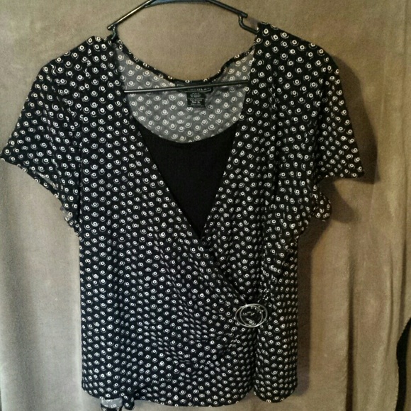 Elementz pullover top