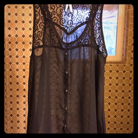 Roper shirt size small!