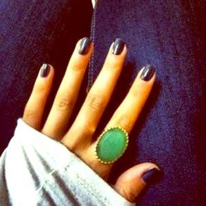 Stella & Dot ring with beautiful green stone.