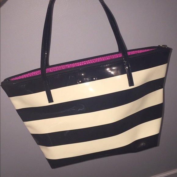 Kate spade tote - Picture 2 of 7
