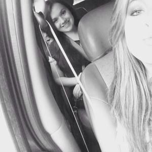 Meet your Posher, Adriana