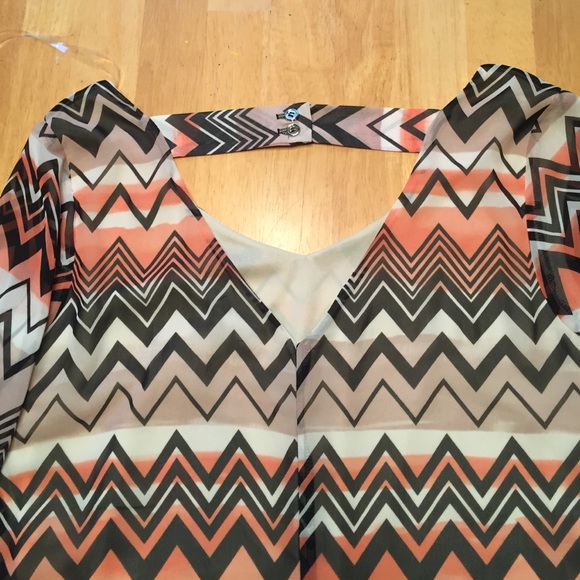 Tunic dress - Picture 3 of 4