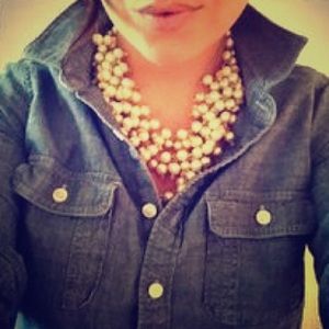 Stunning Pearl Bib Necklace