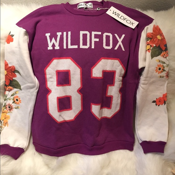 **SALE! NWT Wildfox so soft Sweatshirt! - Picture 2 of 4