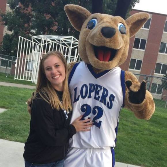 Meet your Posher, Alli