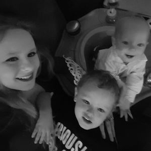 Meet your Posher, Abigail