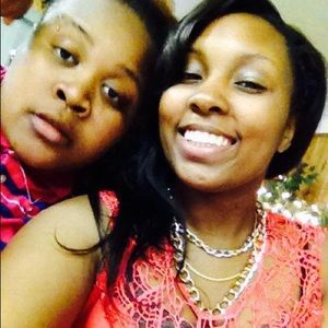 Meet your Posher, Lanasia