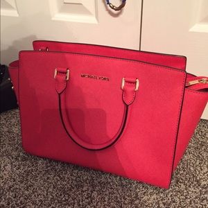 Michael Kors burnt orange bag