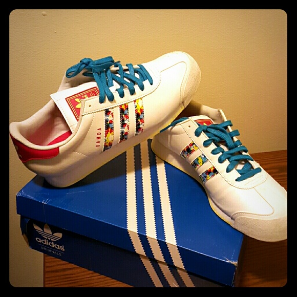 Women's Size 11 Samoa Adidas