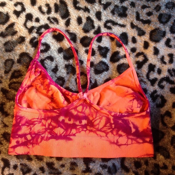 Sports Bra 🌂 - Picture 2 of 2