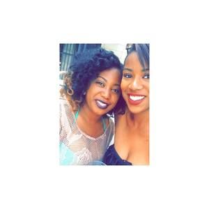 Meet your Posher, Amira