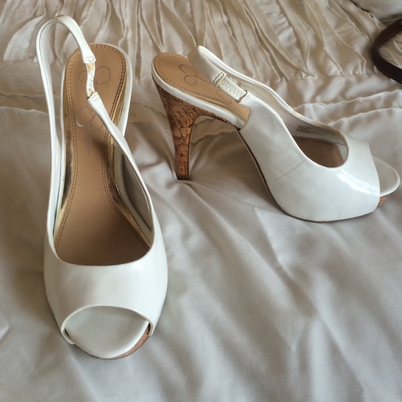 Jessica Simpson strappy heels!