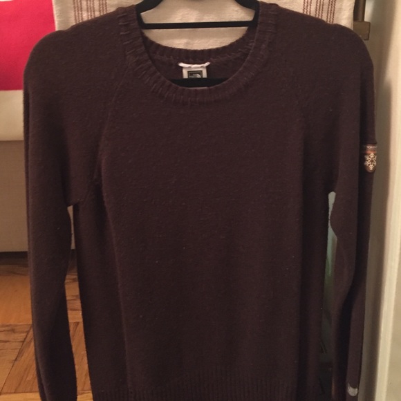 Brown Northface Sweater