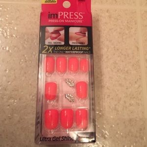 Impress Hot Pink fake nails