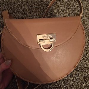 Spartina cross body in tan