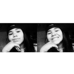 Meet your Posher, Lesly