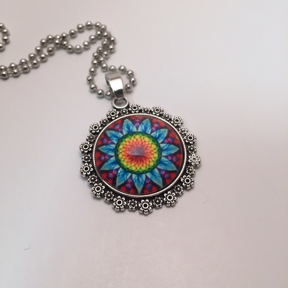 Jewelry - Clearance ✨✨Floral  necklace