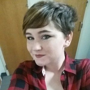 Meet your Posher, Kacey