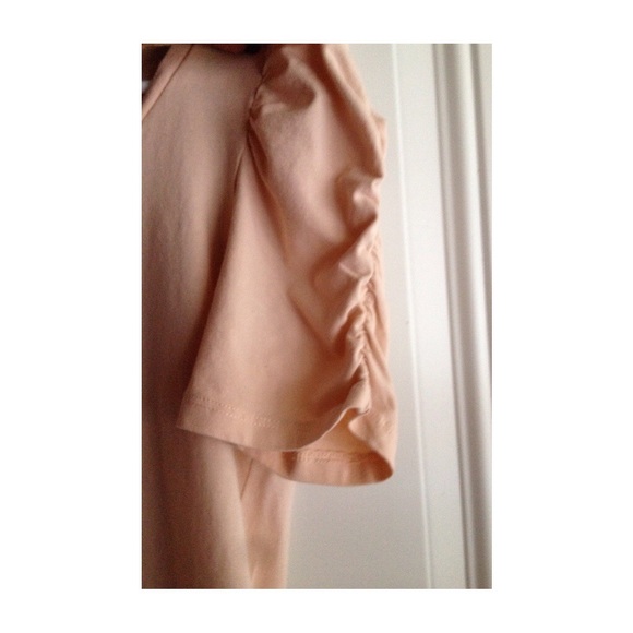 Scrunched Short Sleeve Shirt (crème-peachy color) - Picture 2 of 2