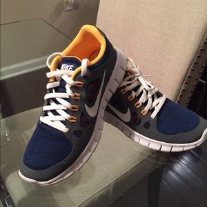 Nike Free navy gray yellow white