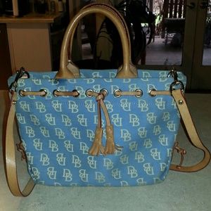 Dooney & Bourke