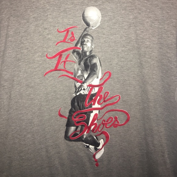Jordan Retro R "Is It The Shoes?" T-Shirt