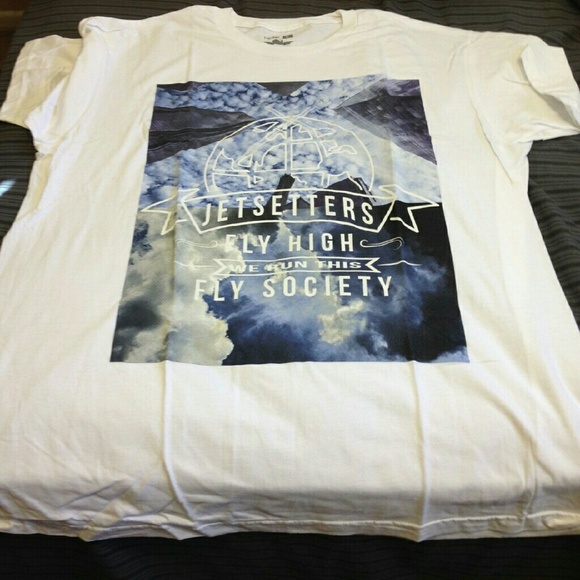Fly Society 
T-Shirt Large - Picture 3 of 3