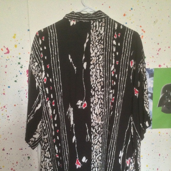 Tunic - Picture 3 of 4