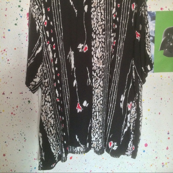 Tunic - Picture 4 of 4