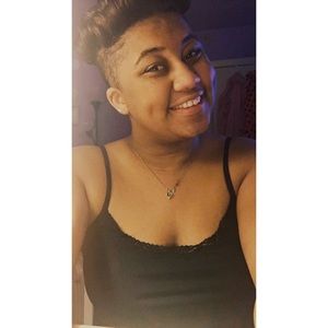 Meet your Posher, Cierra