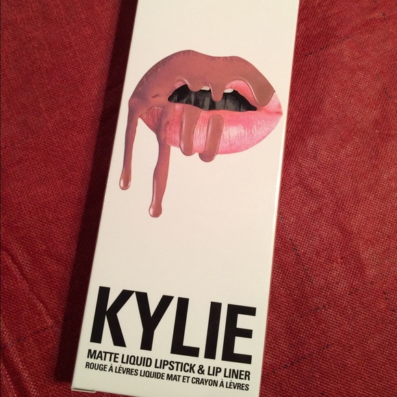 SOLD!!! Kylie Jenner lip kit! CANDY K!