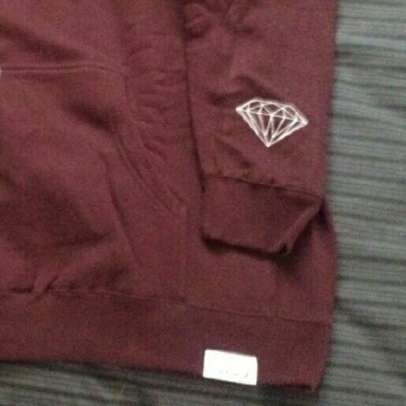 Diamond Supply Hoodie
XXL - Picture 2 of 4