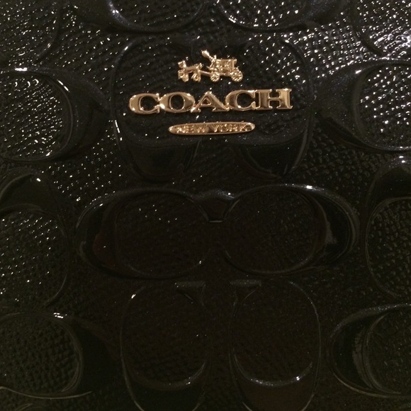 ❗️ SOLD ❗️COACH CROSSBODY BAG - Picture 2 of 4