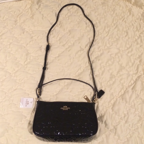 ❗️ SOLD ❗️COACH CROSSBODY BAG - Picture 3 of 4