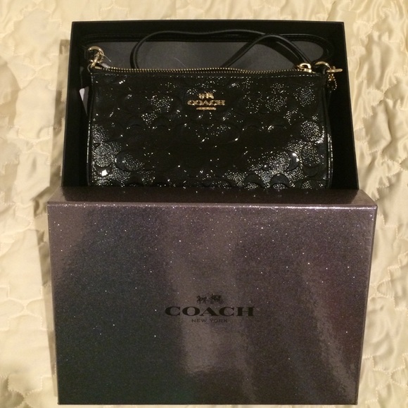 ❗️ SOLD ❗️COACH CROSSBODY BAG - Picture 4 of 4