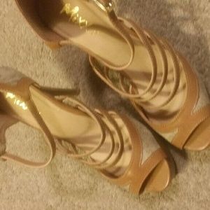 Mixx Shuz heels