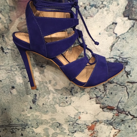 SOLD ! Sexy summer sandal