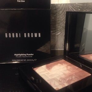 Bobbi Brown Highlighting Powder- Pink Glow