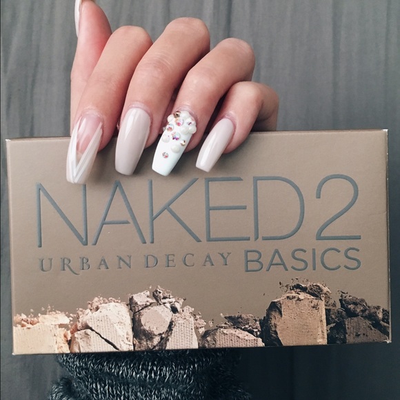 Naked 2 Basics ✨