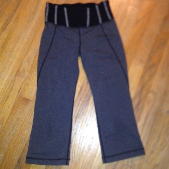 Lululemon crops