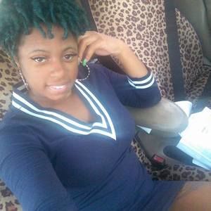 Meet your Posher, Lashae