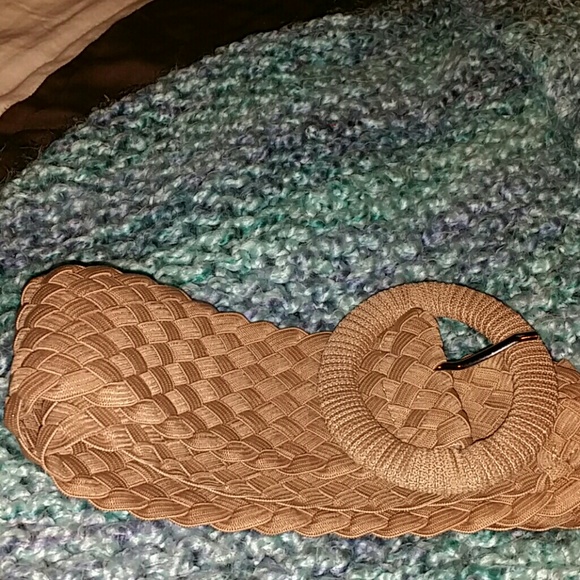 Excellent new York and company  belt used 2 times