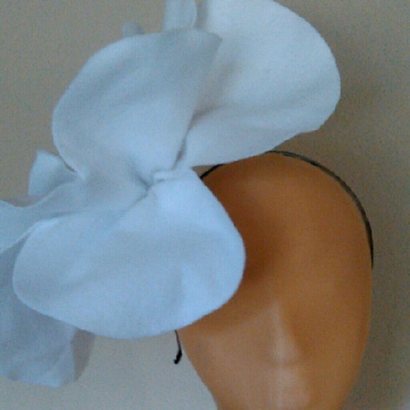 White felt oversized flower headband