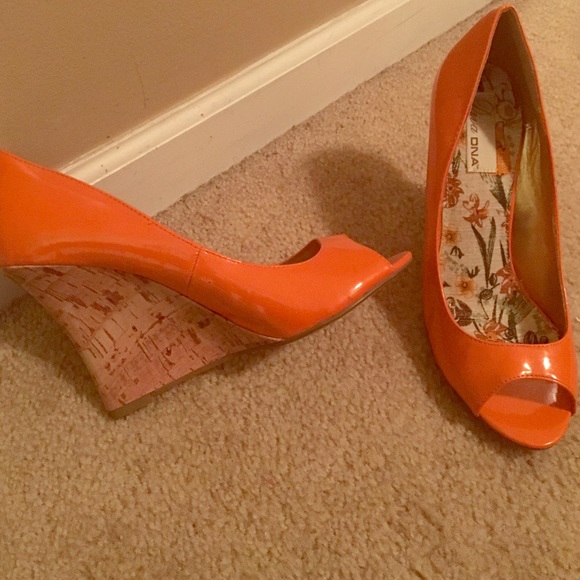 Open toe wedge heels